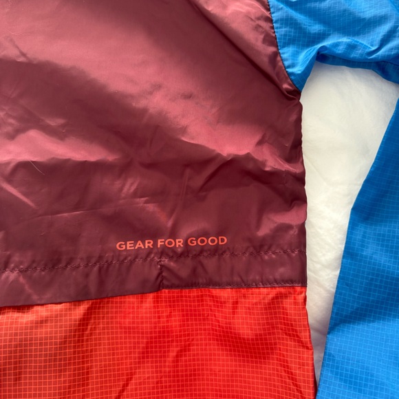 Cotopaxi Multicolor Windbreaker Jacket women’s medium - Picture 6 of 6